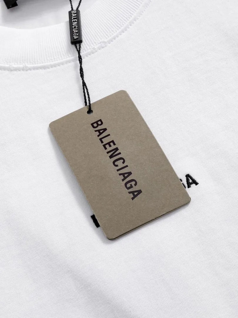 P100✨🔥 [balenciaga] 2026FW short-sleeved T-shirt Premium 26s double yarn 300g fabric embroidery process wash water spray Ma Jiu distressed color: wash water black wash water white wash water Khaki Size: S M L XL 2XL